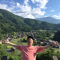 やっと行けた世界遺産白川郷の展望台にて