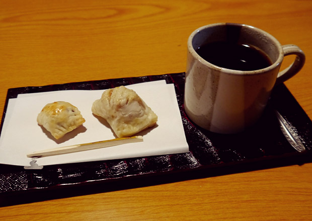 手作りお菓子とコーヒー