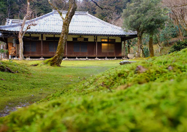 近江孤篷庵の枯山水庭園