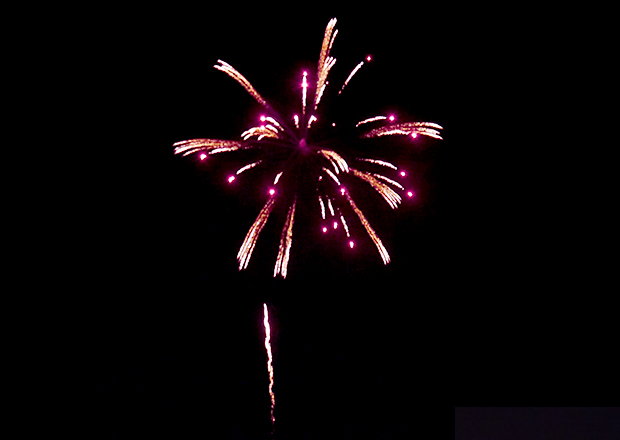 夜空に彩る花火