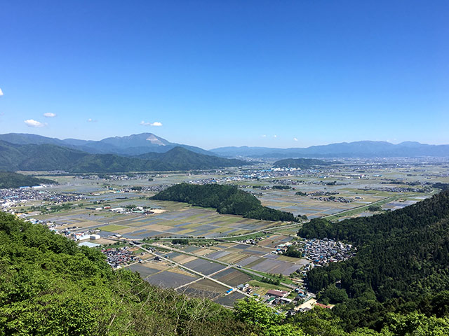 賤ヶ岳の山頂からみる滋賀県湖北地方