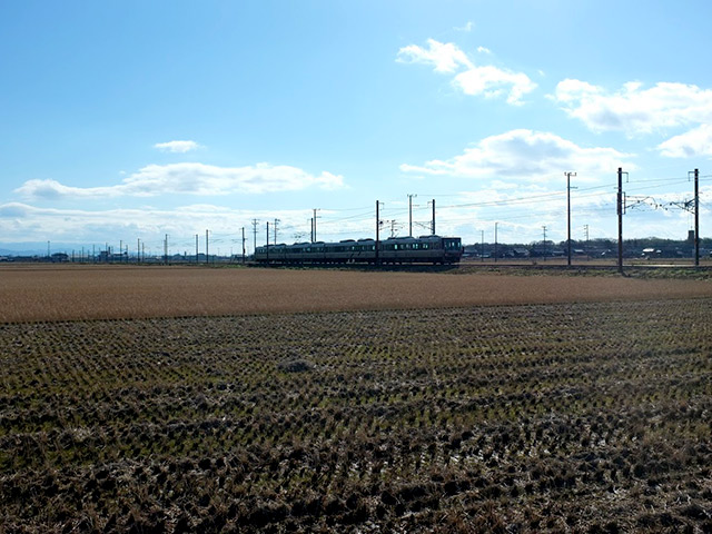 湖北町河毛の魅力はSLや電車がかっこよく撮れるところ