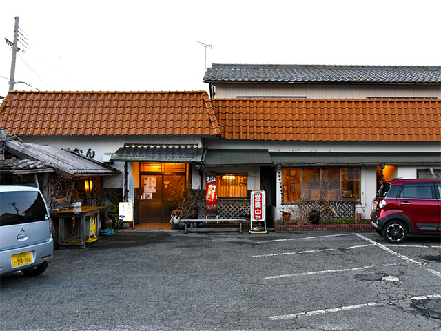 昔から長浜市祇園町にある焼肉ぎおんの外観