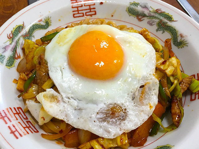 いろはのピリ辛焼きうどん