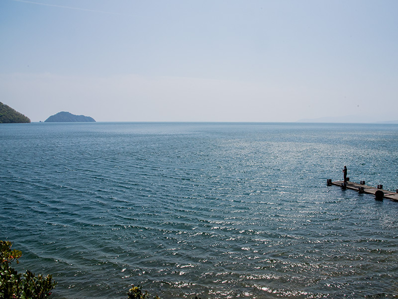 菅浦から見える竹生島の風景