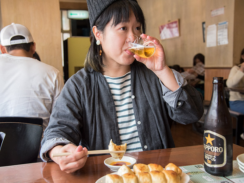 ビール片手に餃子が絶品