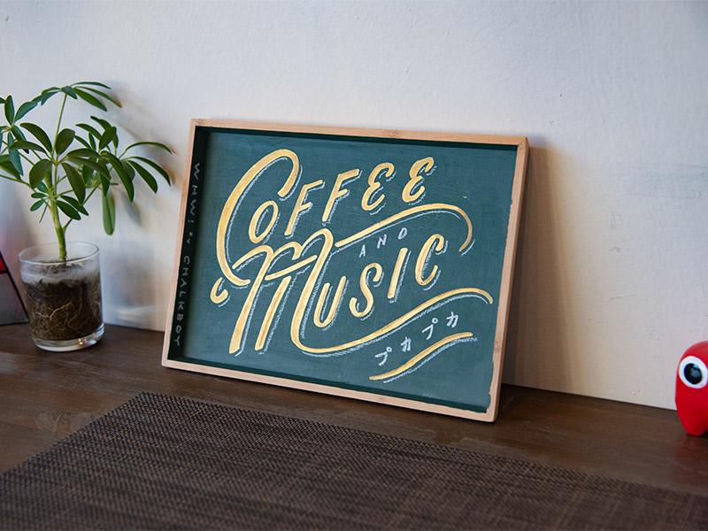 Coffee and music 喫茶プカプカの看板