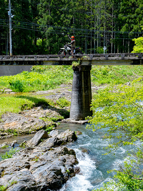 長浜は豊な大自然の中バイクで走れるところがとても贅沢