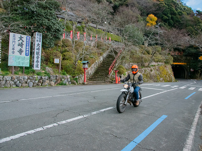 バイクで大崎寺（大崎観音）を通過