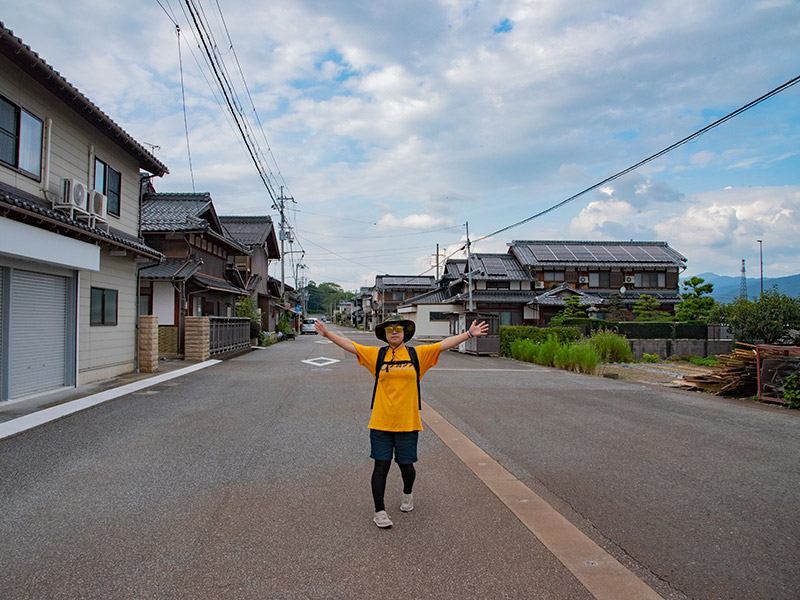 道幅が異様に広い