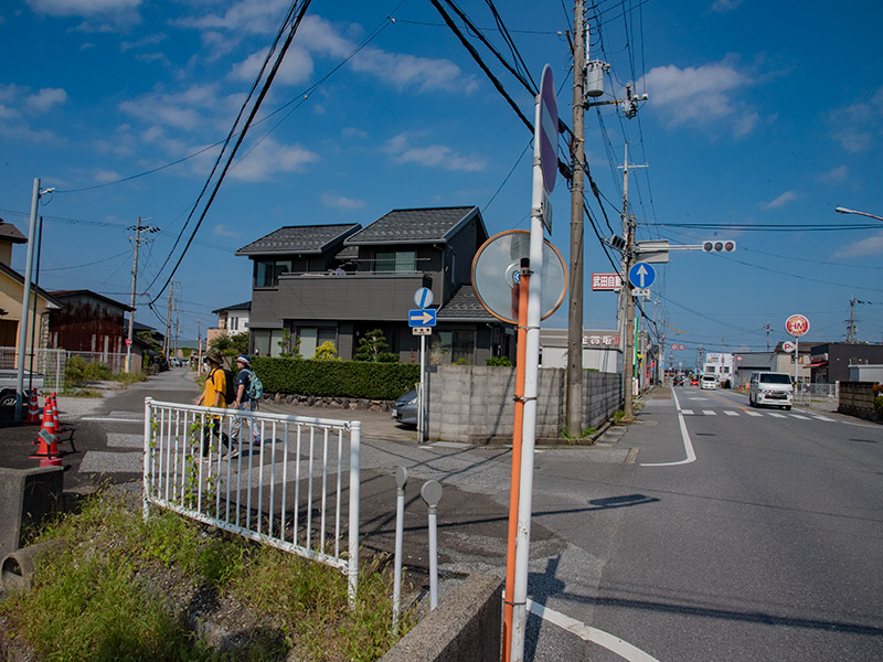 長浜市高橋町の交差点