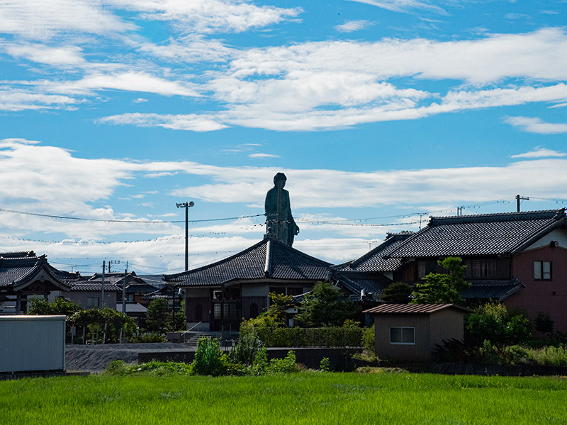 長浜びわこ大仏（平安山良疇寺）