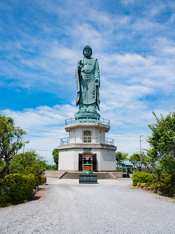 長浜びわこ大仏の写真（平安山良疇寺）