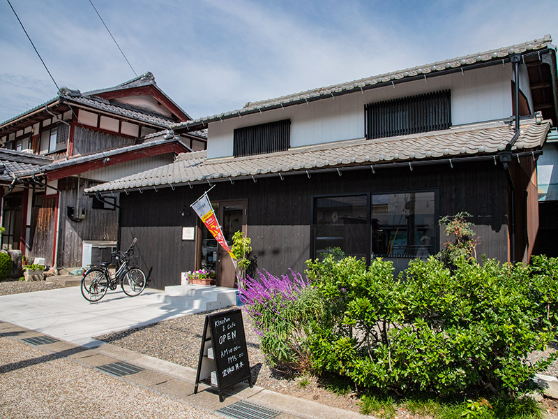 長浜市石田町のkinopan & cafe (キのパン）