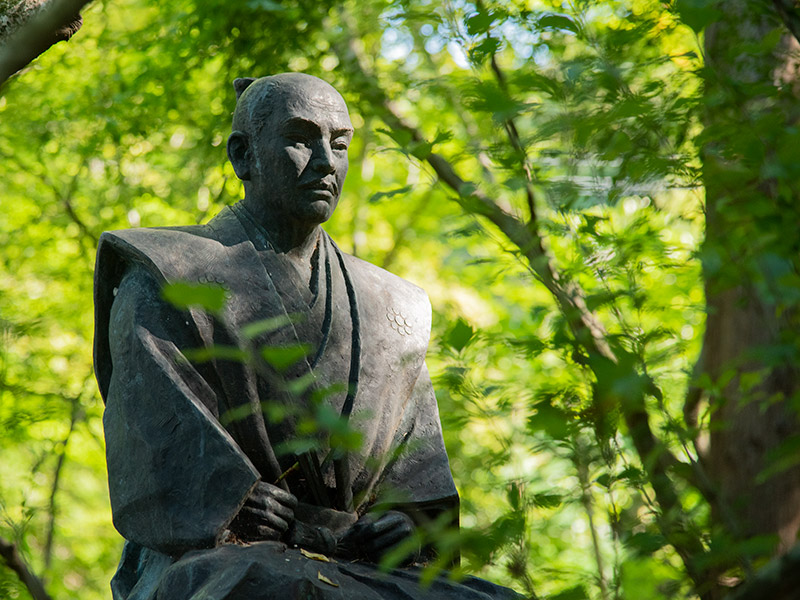 滋賀県 彦根市 龍潭寺 石田三成像