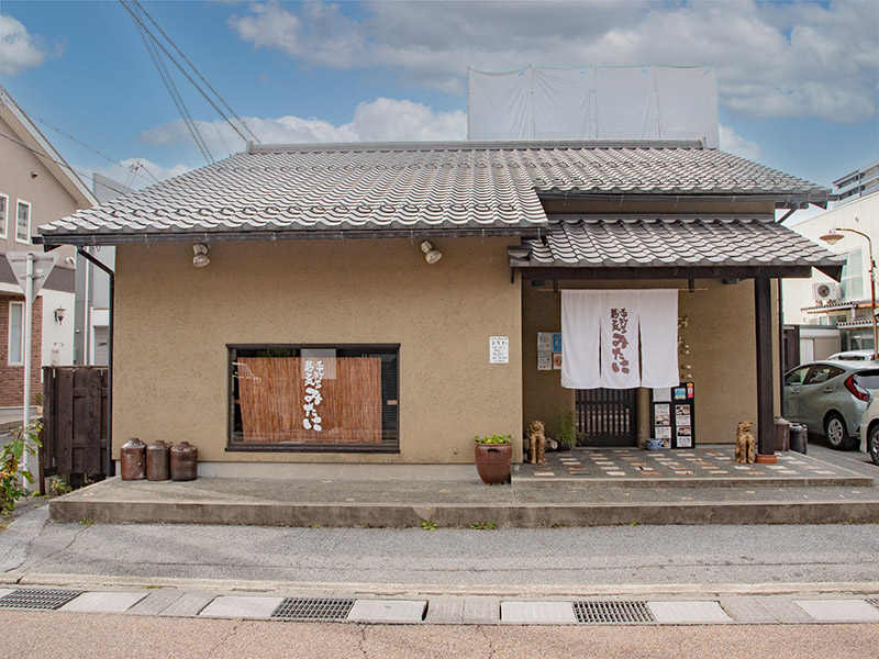 手打ち蕎麦みたにのお店の雰囲気は和モダンなお店