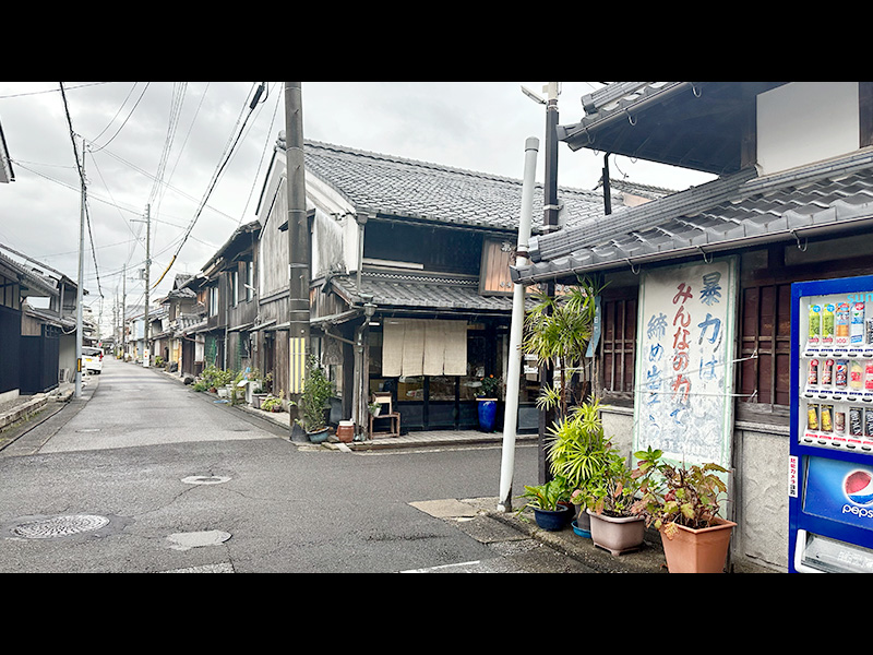 鍋庄さんから大通寺へ向かう