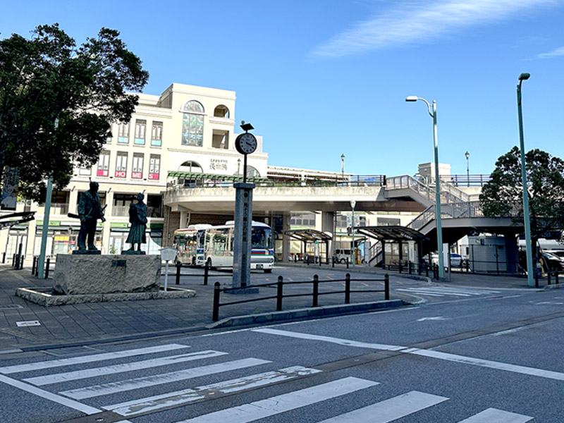 長浜駅前ロータリーえきまちテラス